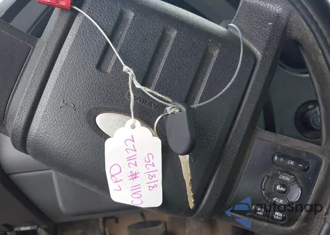 2011 Ford F-250 Xl z USA, uszkodzony, nr VIN 1FT7X2A66BEC37414